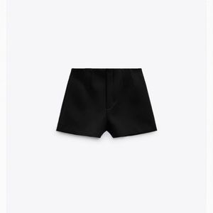 Black Zara shorts